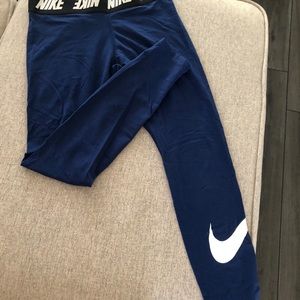 Like new Nike leggings
